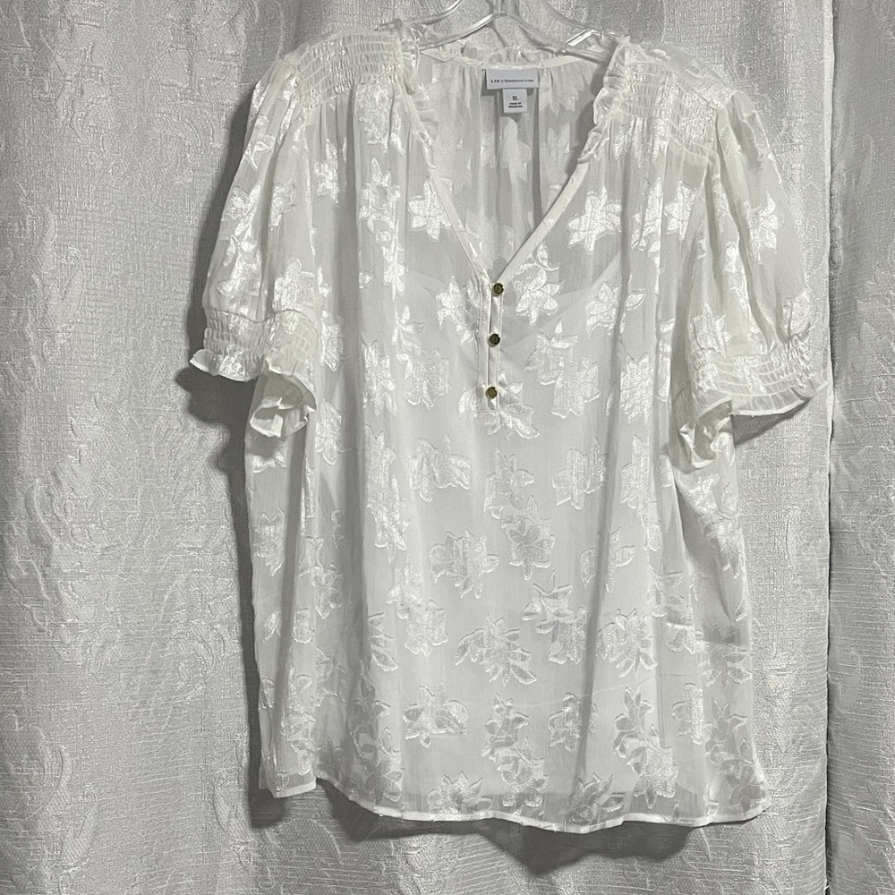Liz Claiborne Cream Floral Blouse with Gold Buttons